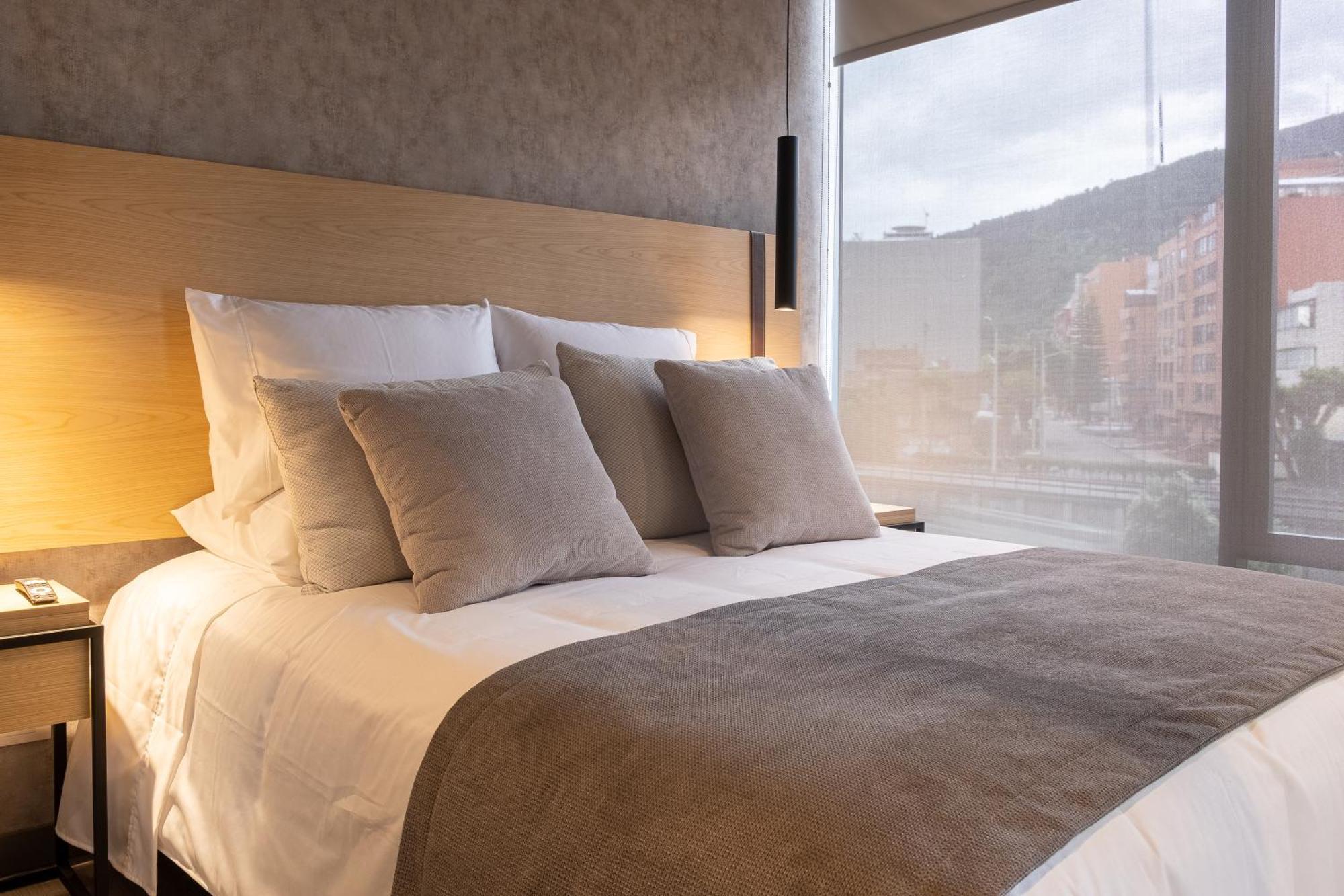 Icon 100 Luxury Apartasuites Bogotá Zewnętrze zdjęcie